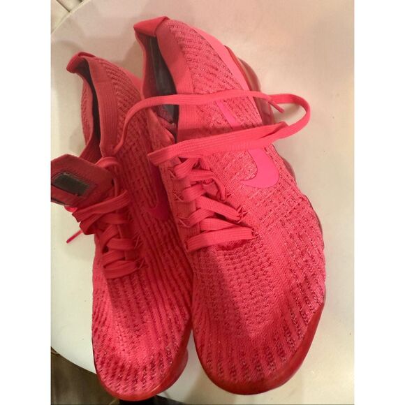 Nike Air Womens Vapormax 3.0 Flyknit Trainers Athletic Sneakers Pink Sz 8.5 NWOT - Picture 7 of 9